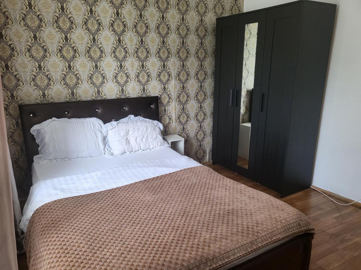 Apartament Cu 3 Camere Chiar In Inima Capitalei Bukares Bagian luar foto